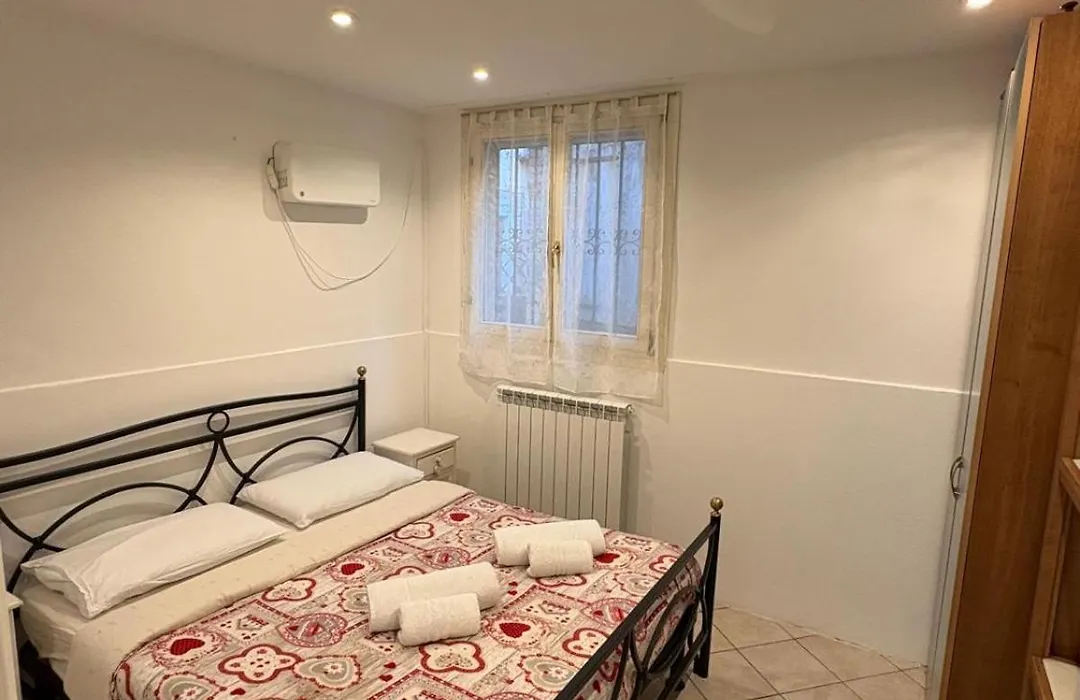 Apartment Close Guglie Bridge-1