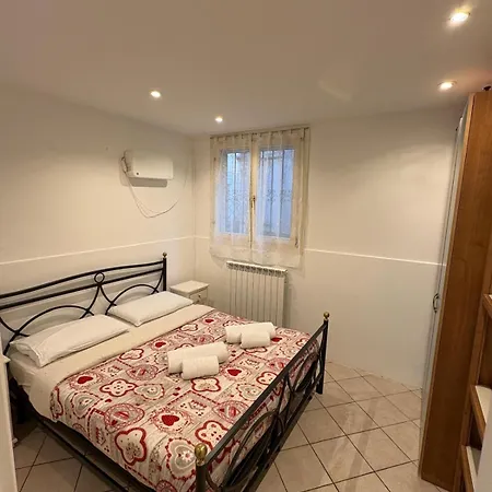 Apartment Close Guglie Bridge-2